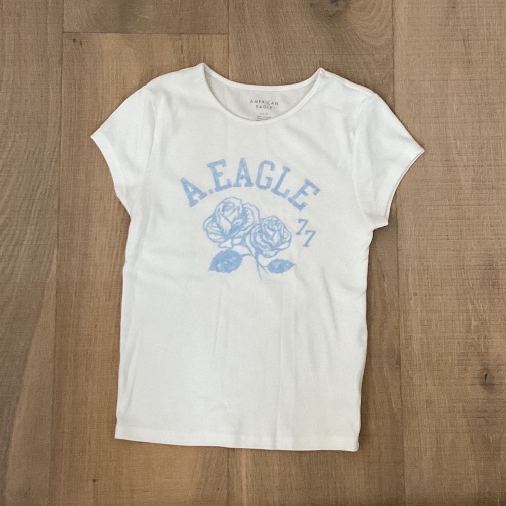 American Eagle Light Blue and White Design Shirt